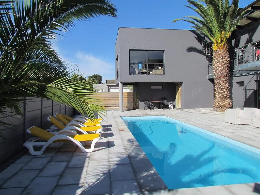 Bed & Breakfast Capetown 4U Guesthouse Bloubergstrand