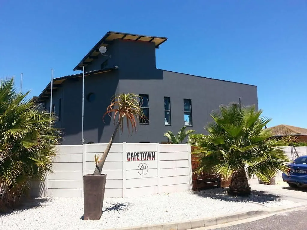 Capetown 4U Guesthouse Bloubergstrand 4*,